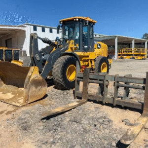 2019 John Deere 544L