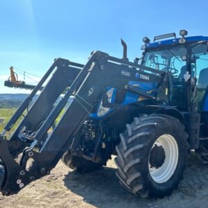 2011 New Holland T7040
