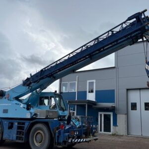 Tadano TR-300EX