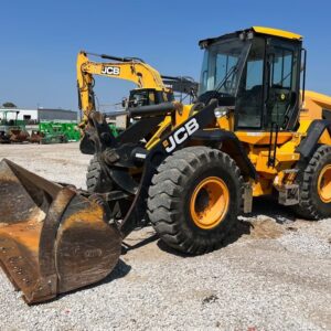 2017 JCB 427 Wheel Loader