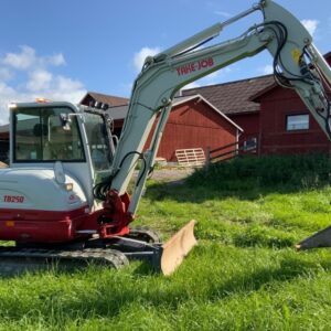 Takeuchi TB260