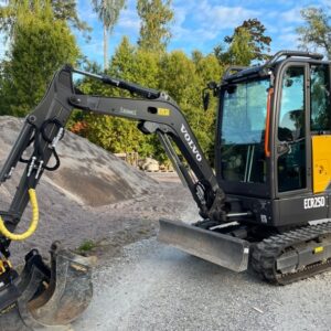 2021 Volvo ECR250