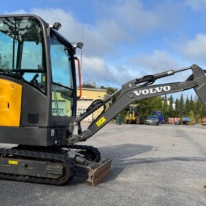 2022 Excavator Volvo EC18E