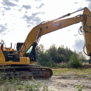 2019 CAT 330