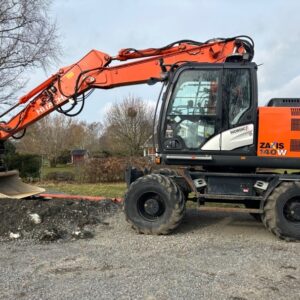 2016 Hitachi ZX140W-5B