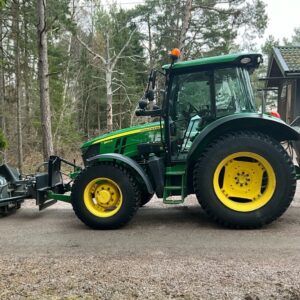 2018 John Deere 5100R