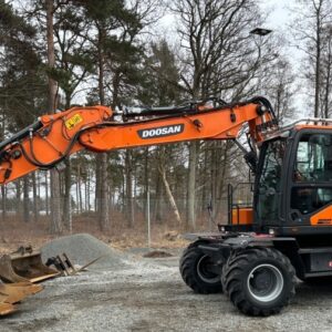 2020 Doosan DX140W