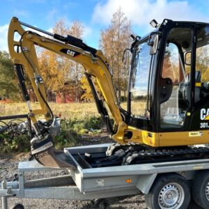 2013 CAT 301.7D + Trailer