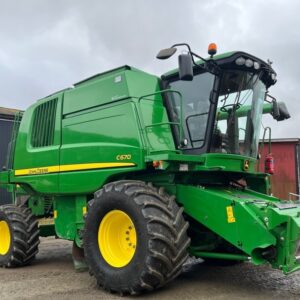 2011 John Deere C670