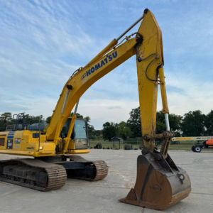 2022 Komatsu PC360LC-11