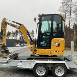 2020 CAT 301.8 + Trailer