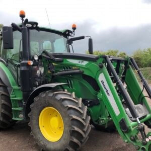 2018 John Deere 6130R