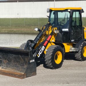 2018 JCB 407