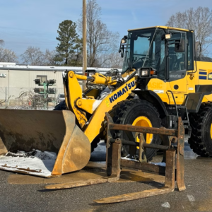 2019 Komatsu WA270-8