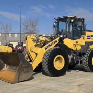 2021 Komatsu WA270-8